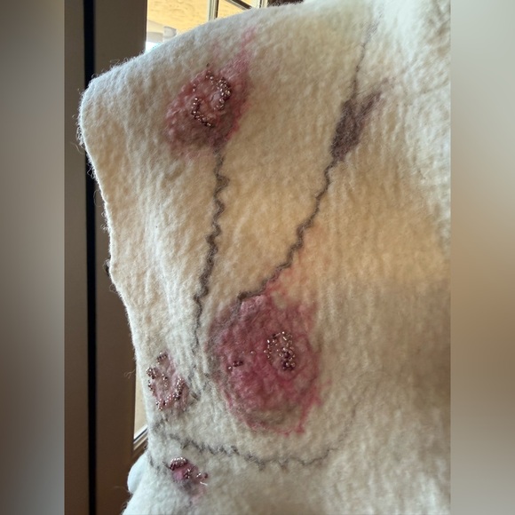 Ivory Felted Wool Floral Ruffle Vest - Picture 6 of 8